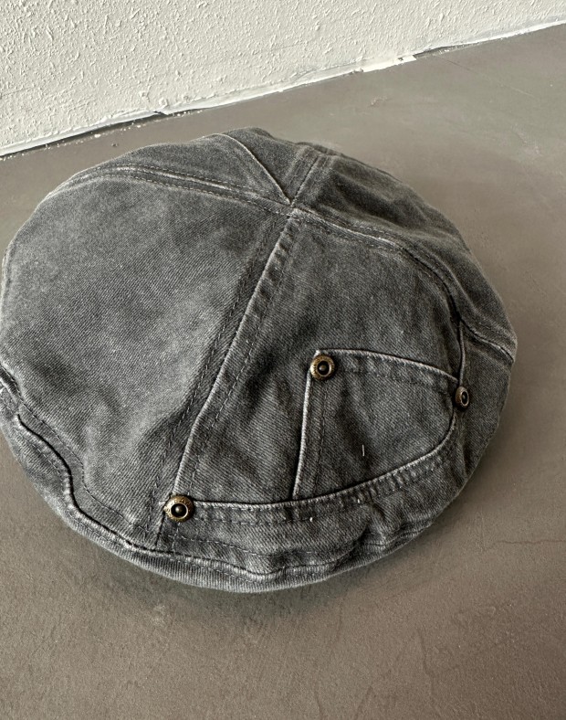 Charcoal Washed Beret #241124