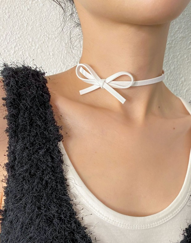 White Ribbon Choker #240916